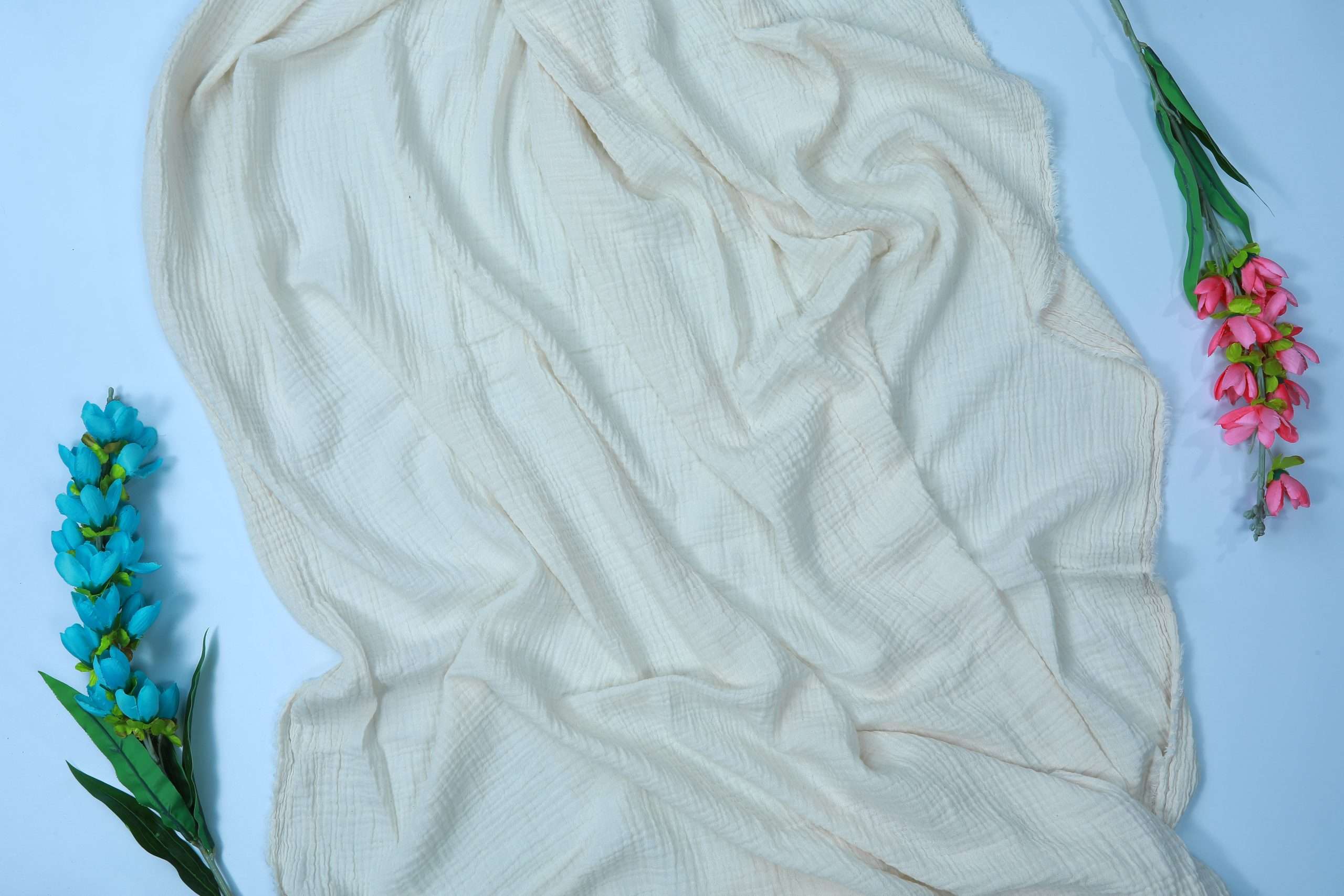 Bamboo-cotton muslin fabric, 100–200 GSM, plain weave, soft smooth texture