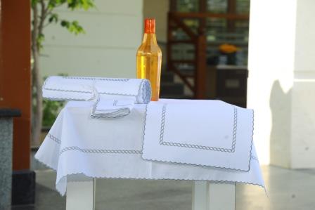 Bamboo Tablecloth, Placemat, Runner and Napkin with Scalloping