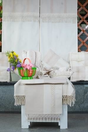 Ivory Beige Tablecloth Runner and Placemat set